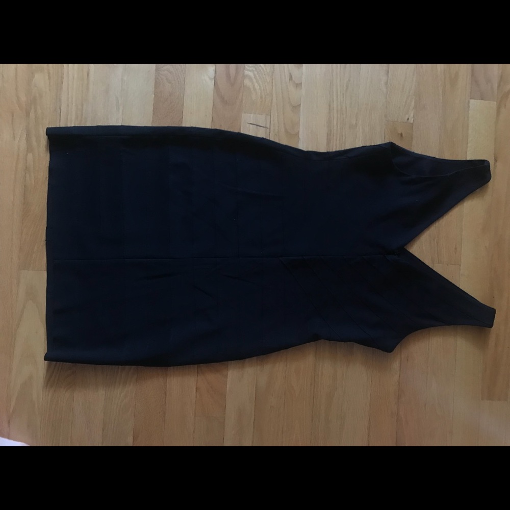 BB Dakota black fitted LBD